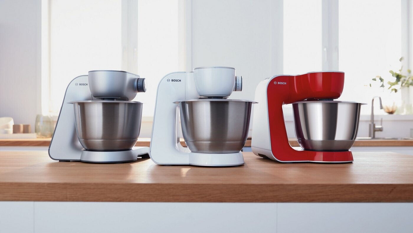 Bosch Serie 4 MUM58200 Weiß silber Zubehörtasche