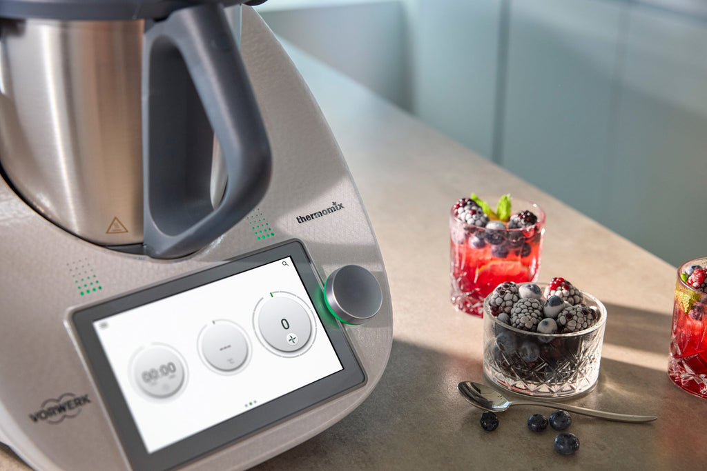 Vorwerk Thermomix TM6 Küchenmaschine mit Kochfunktion, 6,5 L, silber